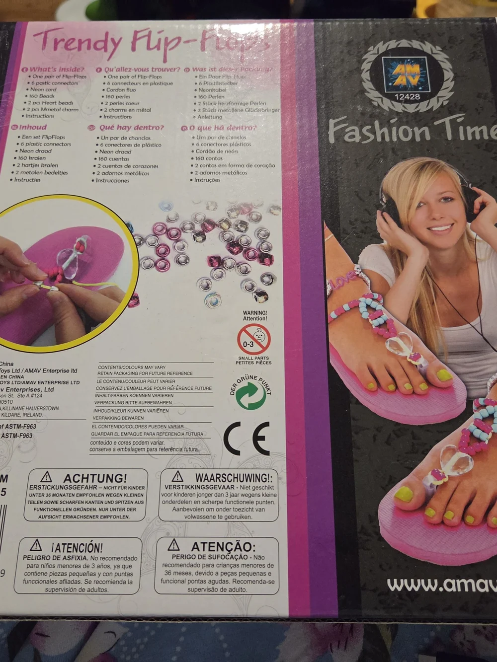 Fashion Time Trendy Flip-Flops Size 4 Art Kit